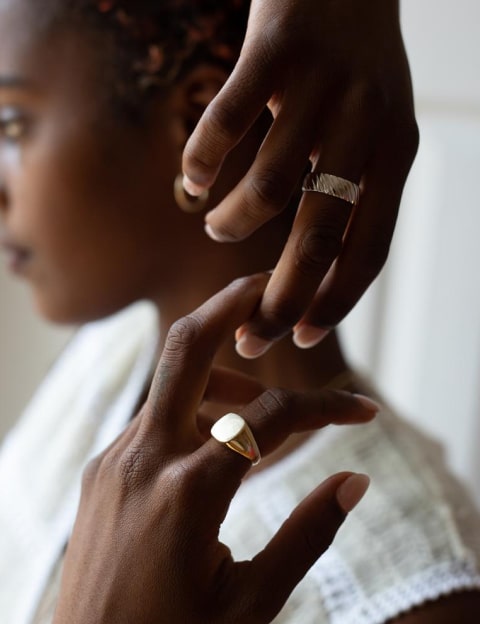 rings-on-the-hands